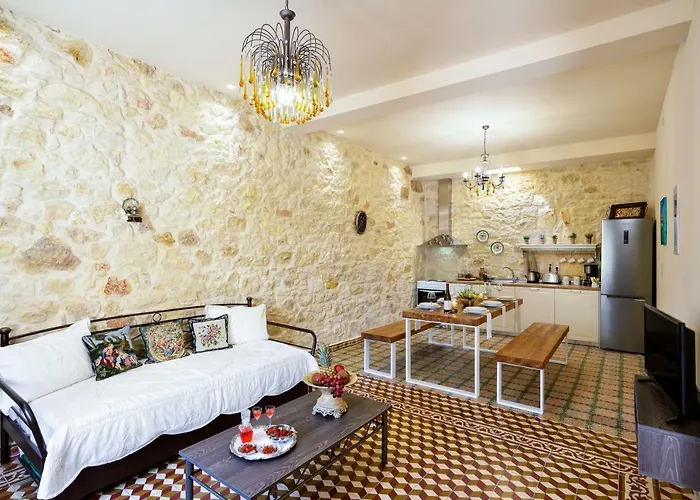 Holiday home Michalis Stonehouse