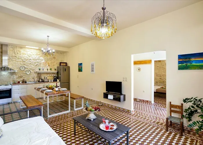 Holiday home Michalis Stonehouse *