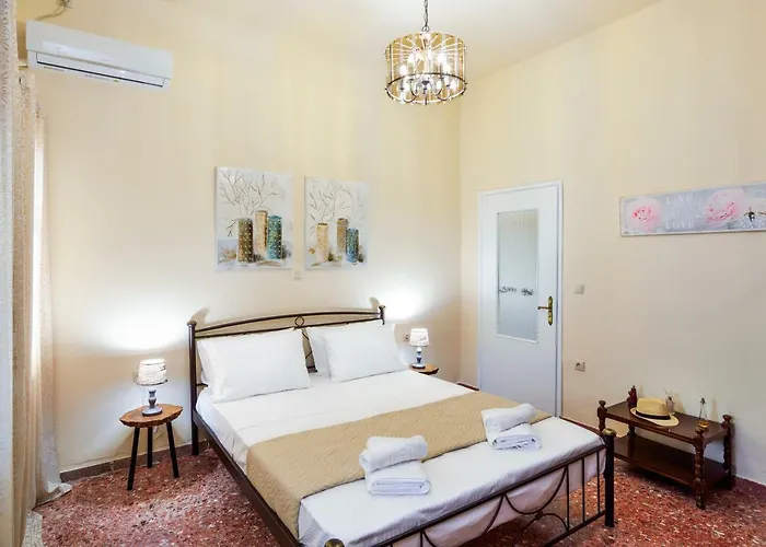 Michalis Stonehouse *