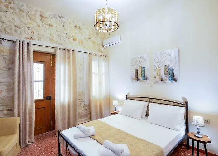 Michalis Stonehouse Holiday home