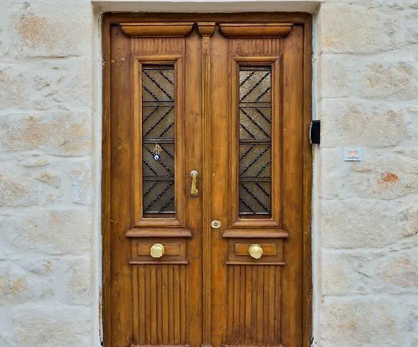 Michalis Stonehouse Holiday home