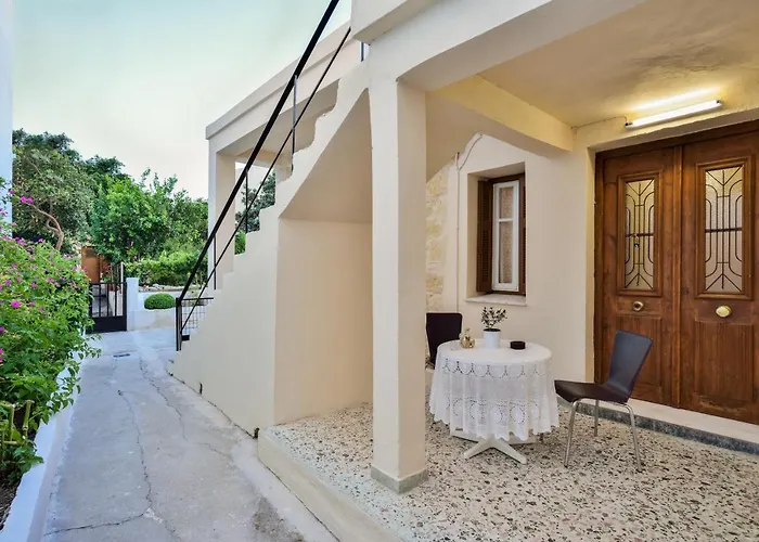 Michalis Stonehouse *