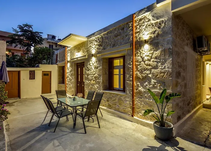 Дом отдыха Michalis Stonehouse *